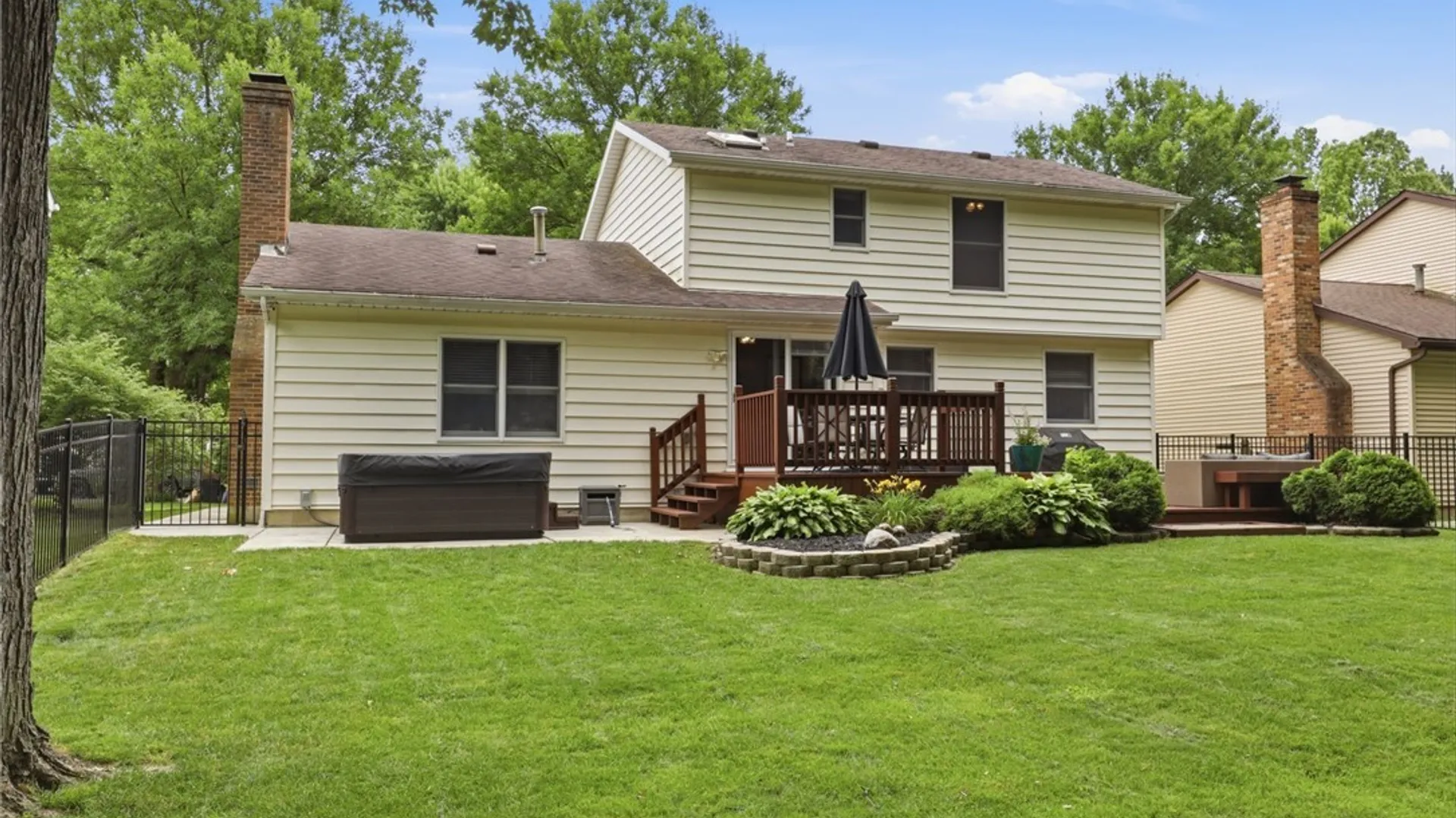 Property at 192 Greengage Circle, Amherst, NY 14051 35