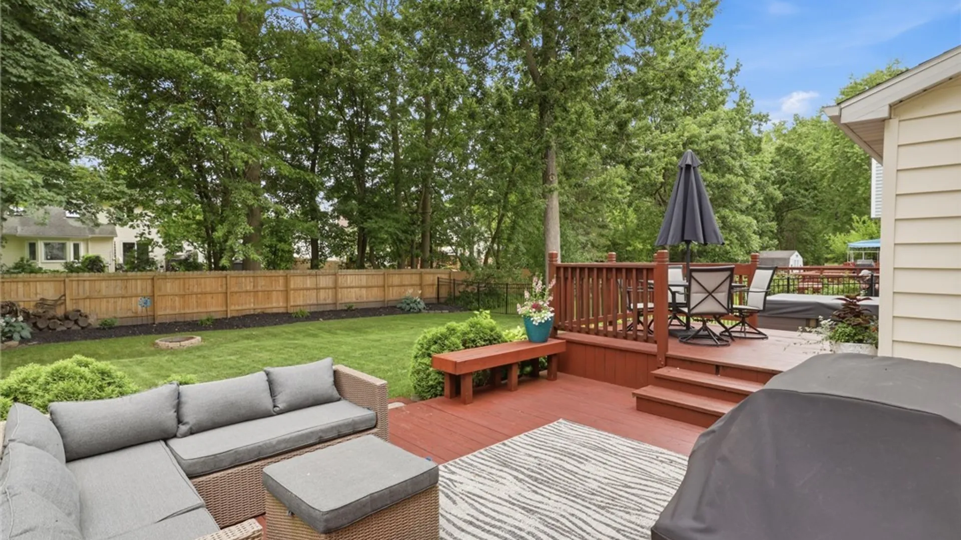 Property at 192 Greengage Circle, Amherst, NY 14051 38