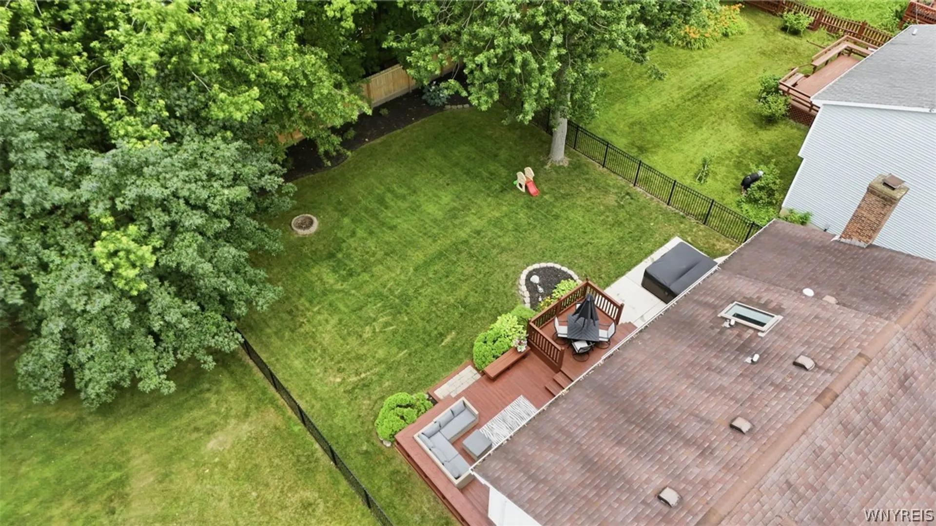 Property at 192 Greengage Circle, Amherst, NY 14051 42