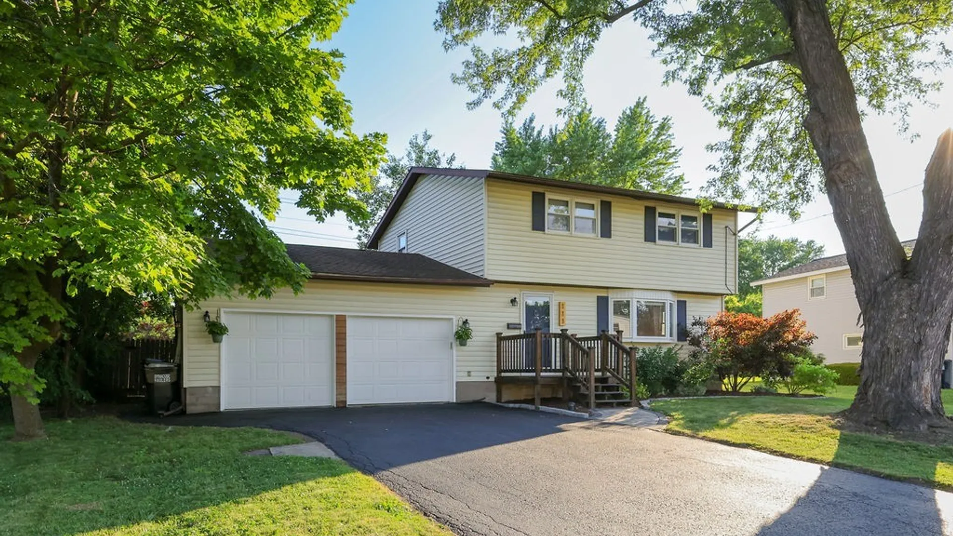 Property at 111 Longdon Lane, Salina, NY 13212 2