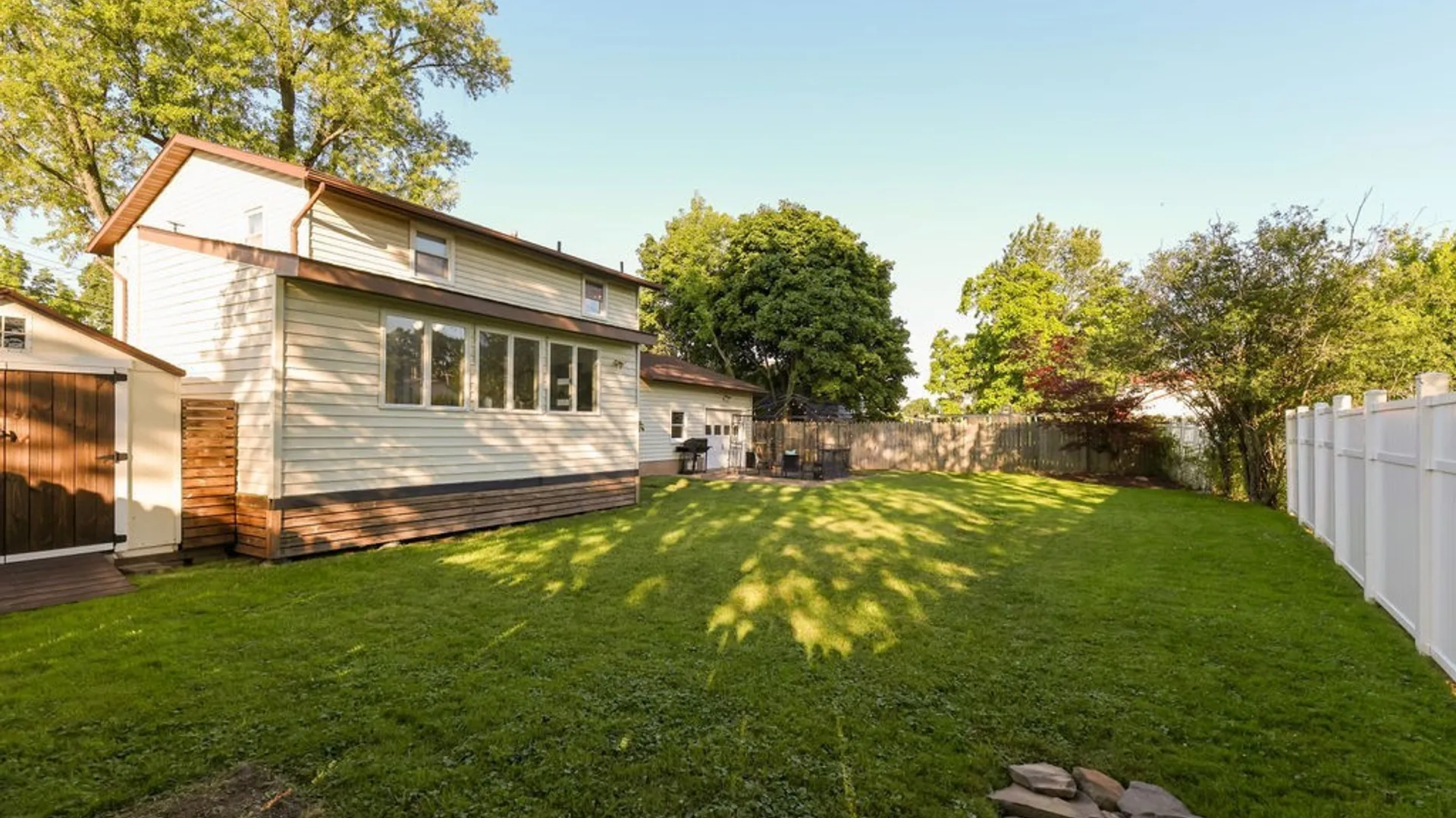 Property at 111 Longdon Lane, Salina, NY 13212 47