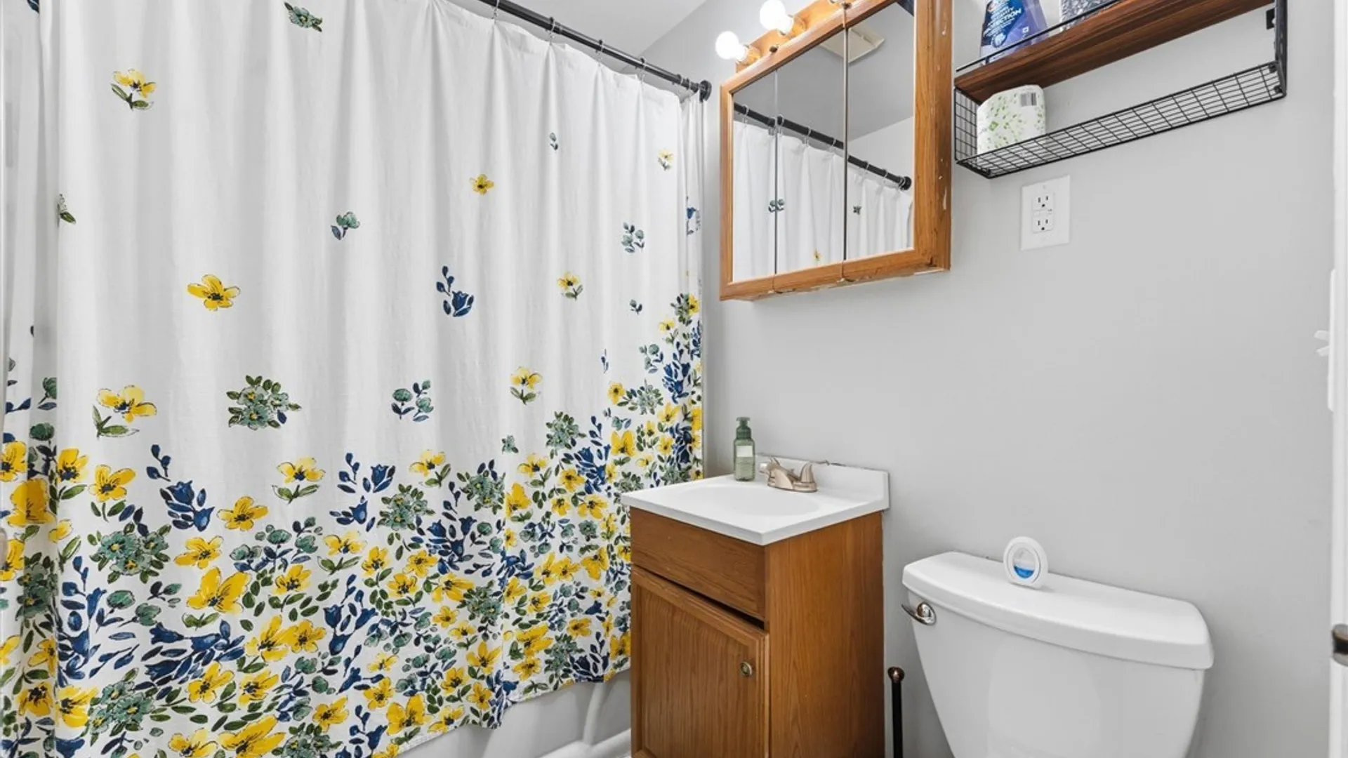 Property at 6449 Lakeshore Road, Cicero, NY 13039 10