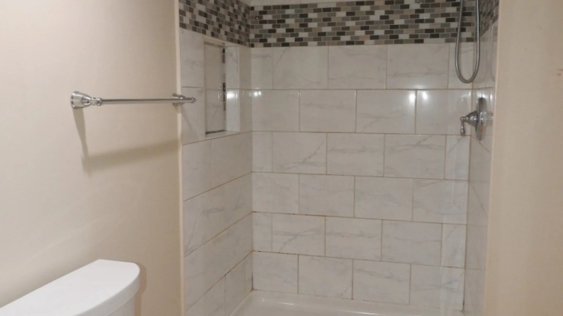 Property at 504 Hillsboro Parkway, Syracuse, NY 13214 20