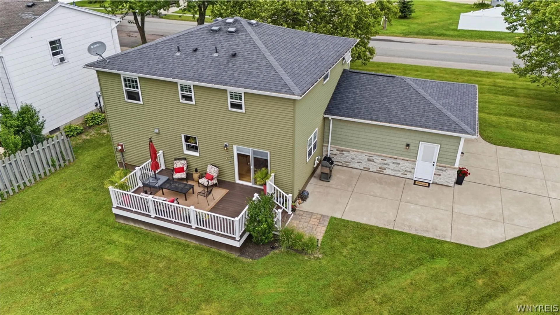 Property at 70 Angle Road, West Seneca, NY 14224 2