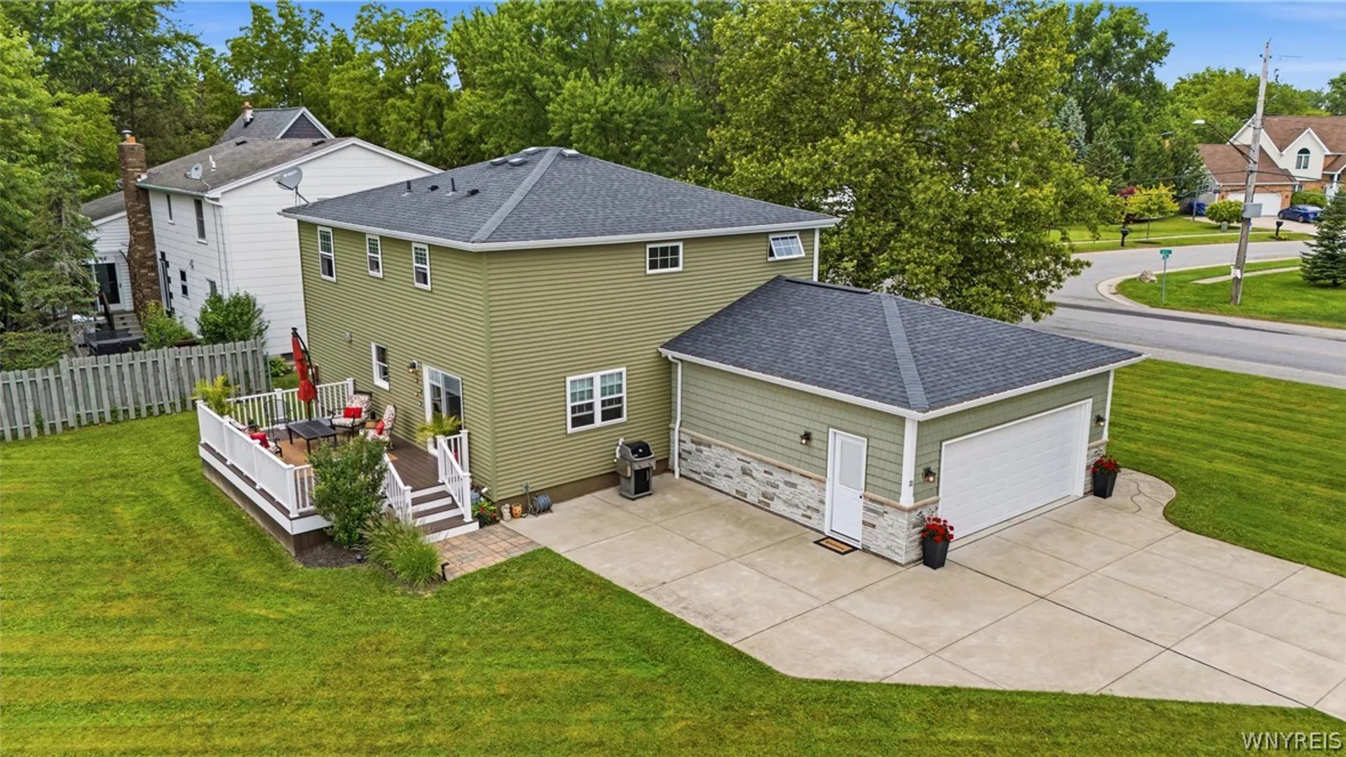 Property at 70 Angle Road, West Seneca, NY 14224 37