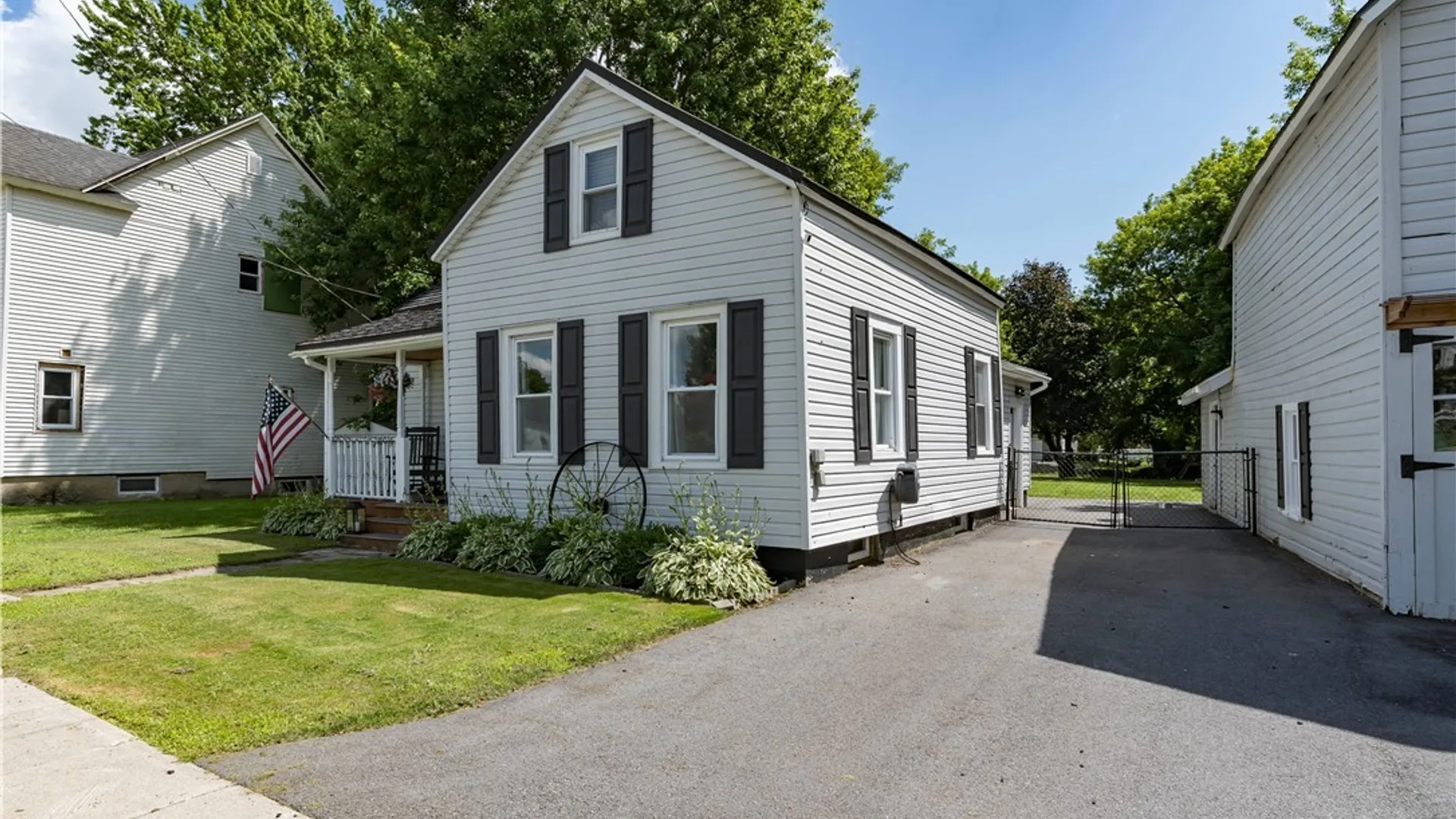 Property at 807 Emmett Street, Watertown City, NY 13601 4