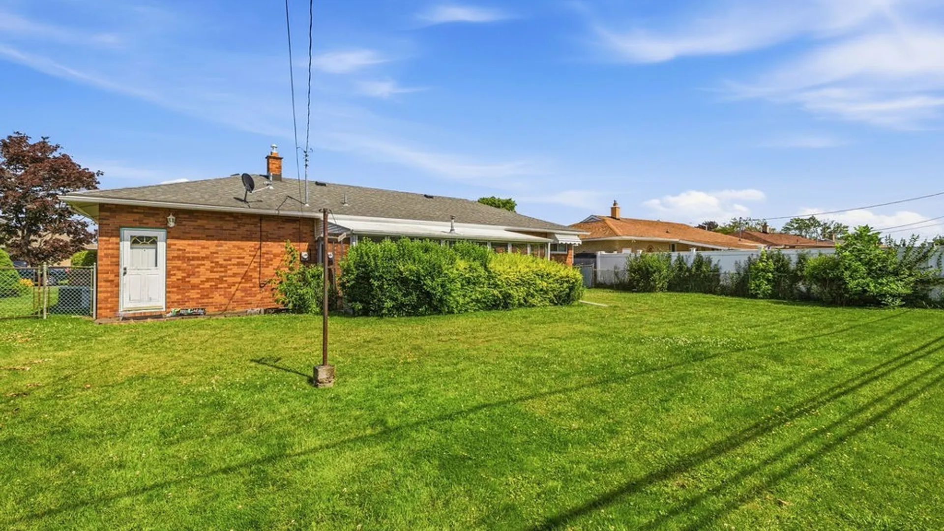 Property at 27 Dennis Lane, Cheektowaga, NY 14227 26