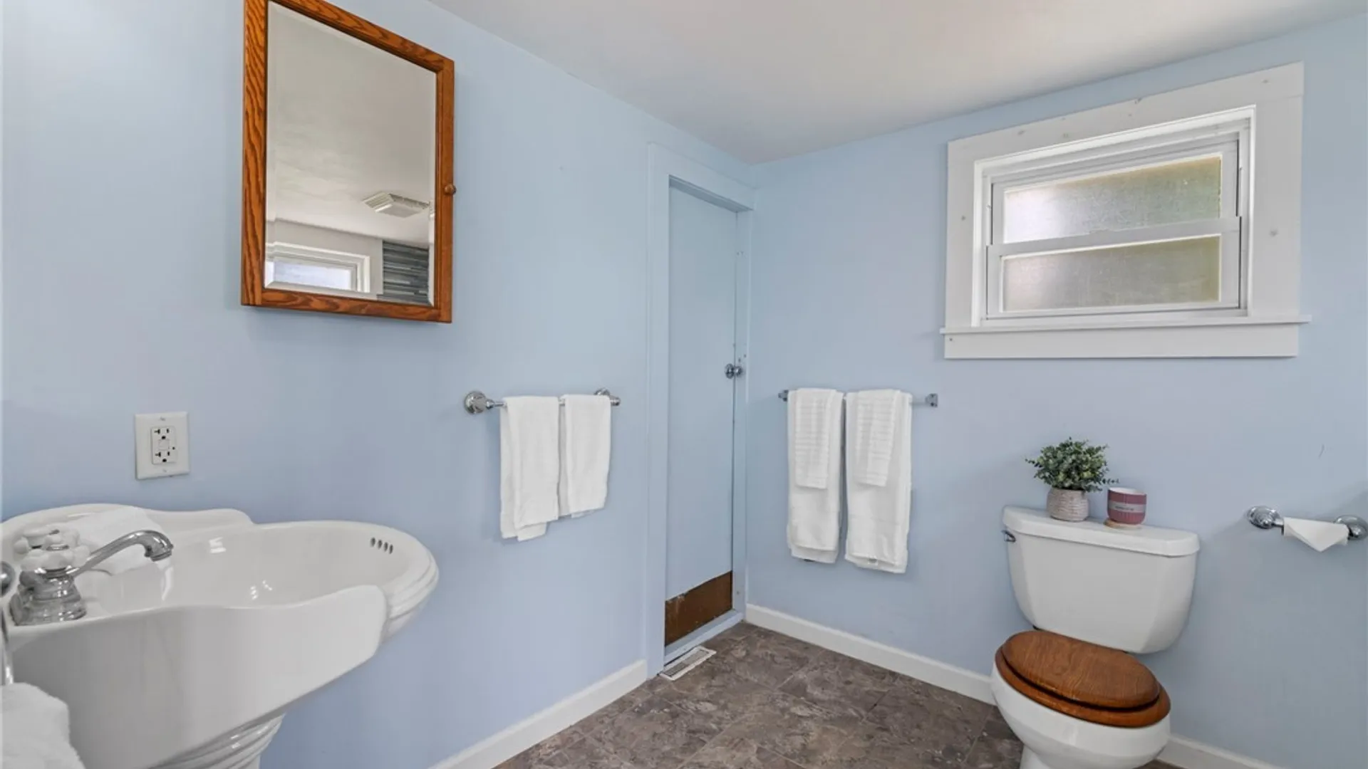 Property at 586 Stump Road, Skaneateles, NY 13153 17
