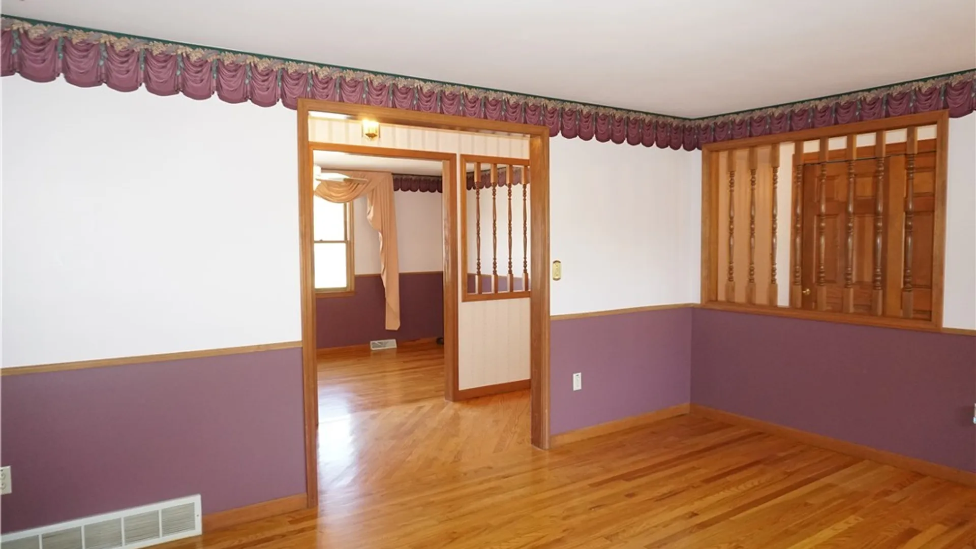 Property at 6113 Rossland Cir, Cicero, NY 13039 12