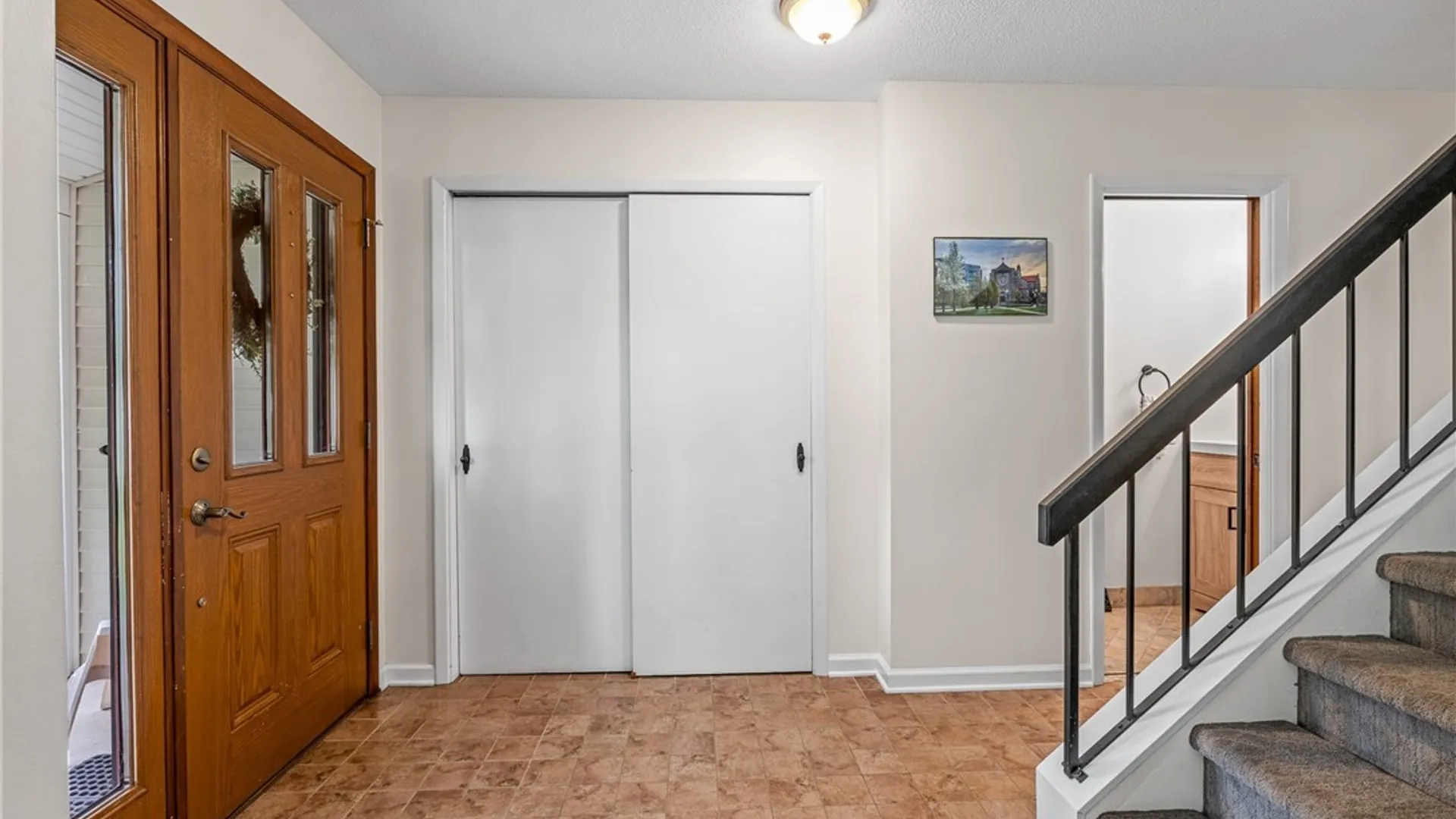 Property at 17 Birchwood Cmn, Lancaster, NY 14086 7