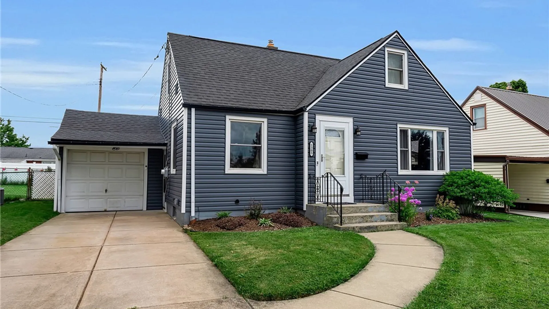 Property at 1305 Cleveland Drive, Cheektowaga, NY 14225 2