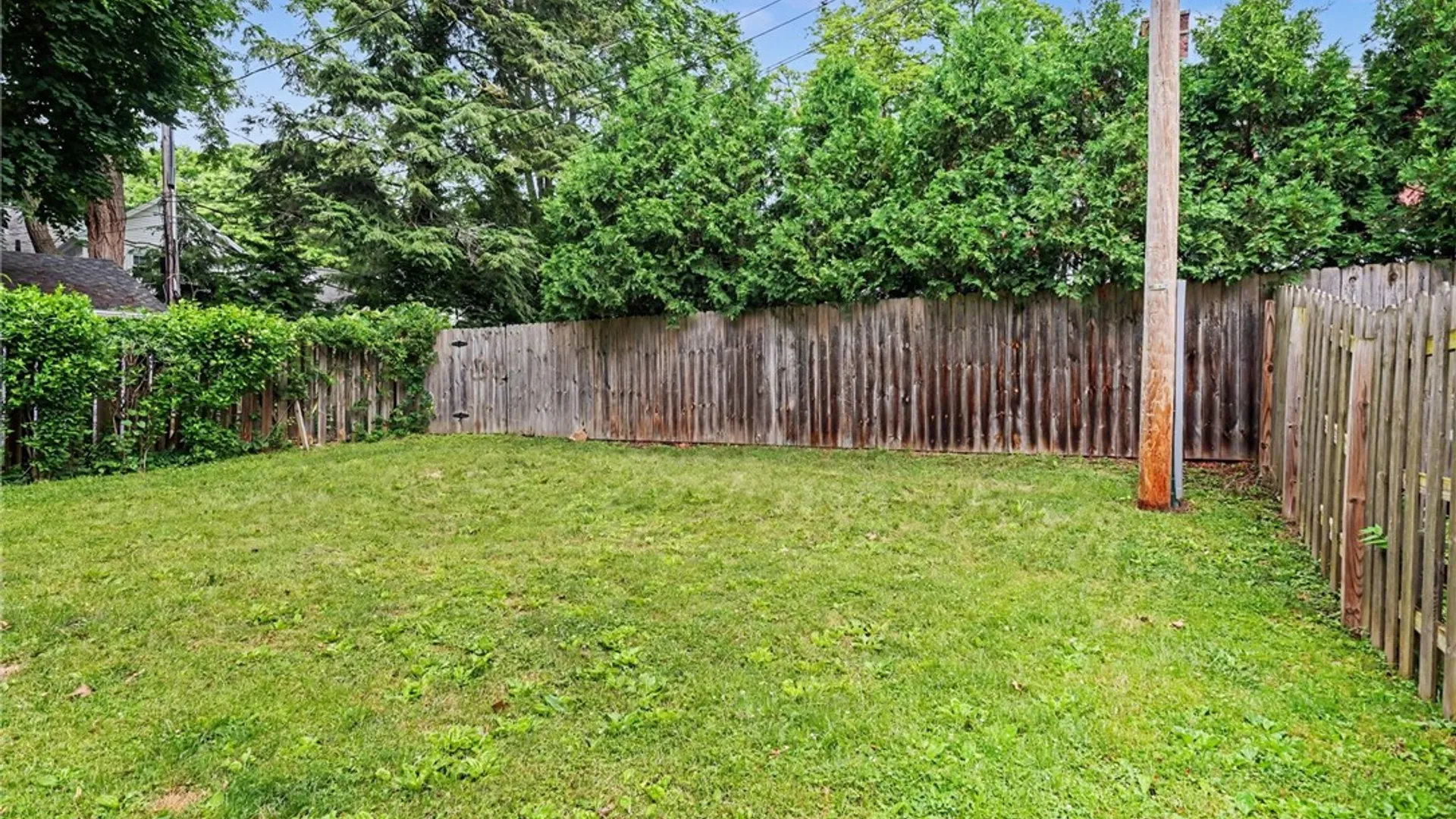 Property at 26 Morven Road, Rochester, NY 14610 27