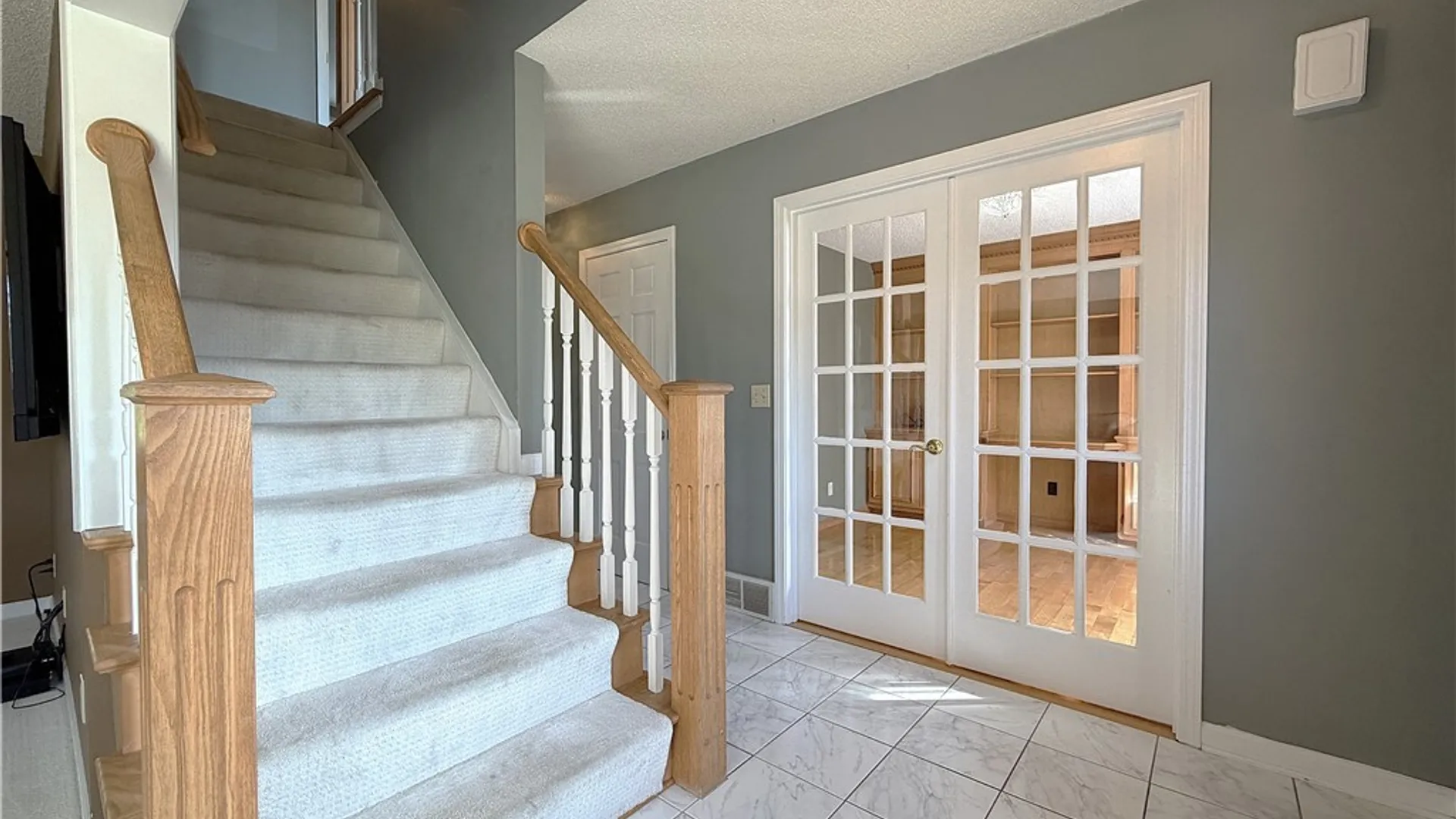 Property at 5545 Country Club Lane, Hamburg, NY 14075 19