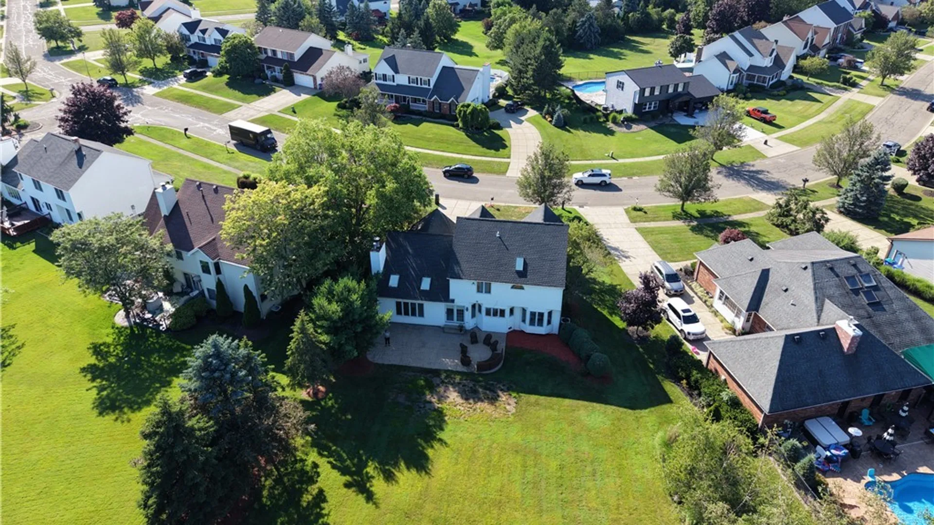 Property at 5545 Country Club Lane, Hamburg, NY 14075 40