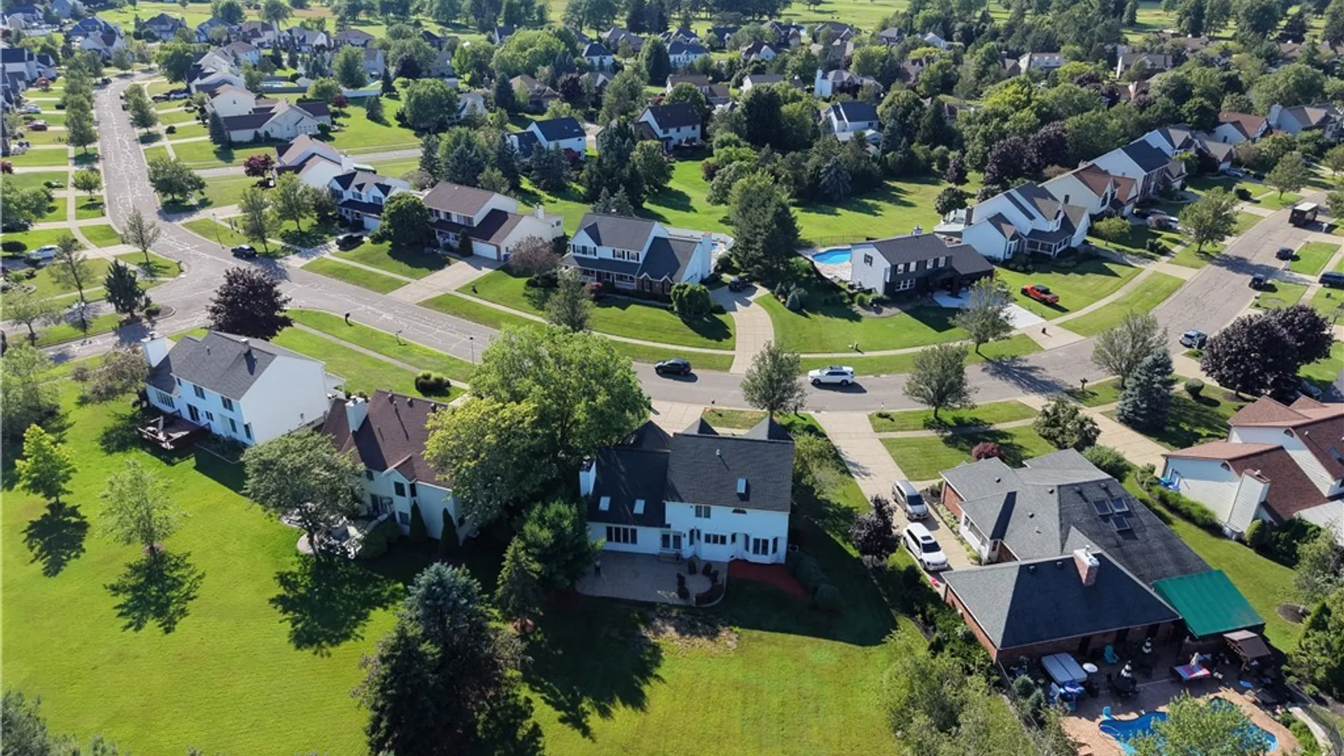 Property at 5545 Country Club Lane, Hamburg, NY 14075 41