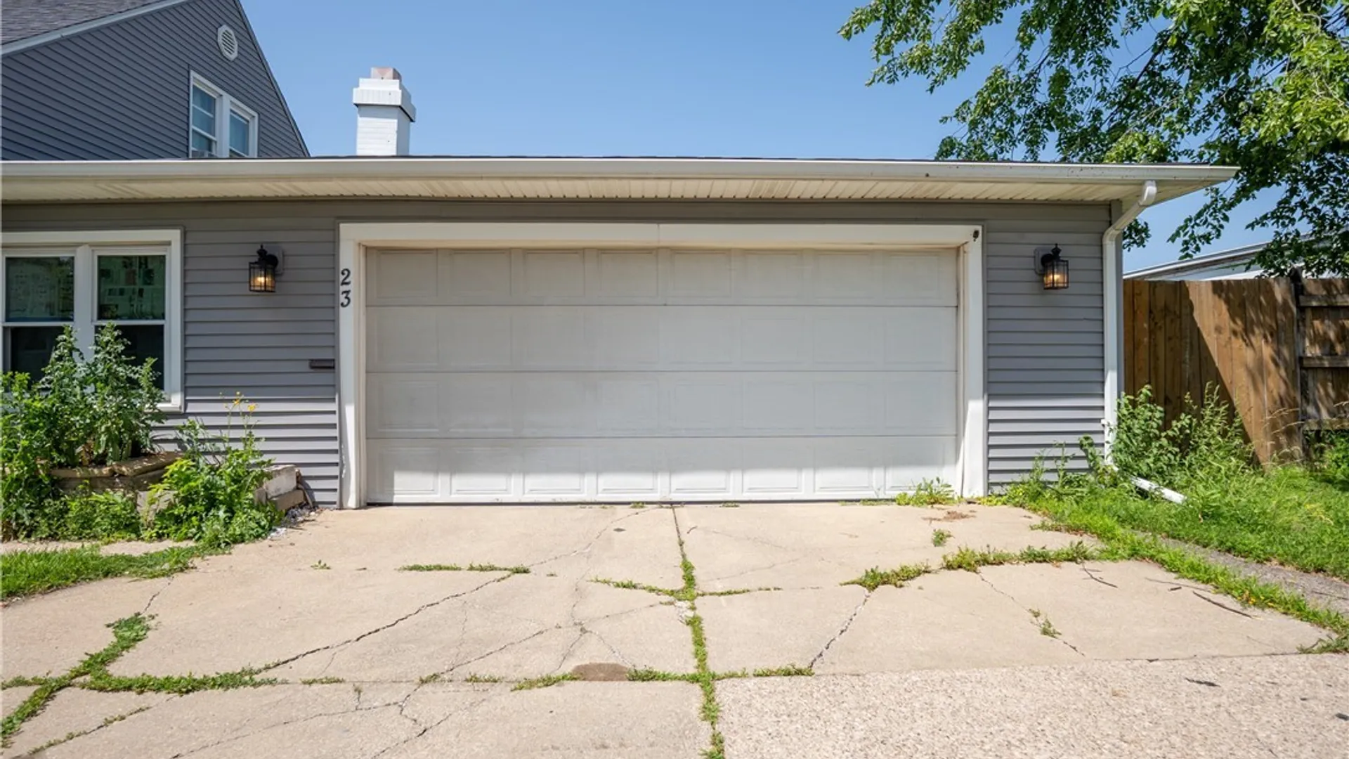 Property at 23 Westchester Boulevard, Tonawanda, NY 14217 4