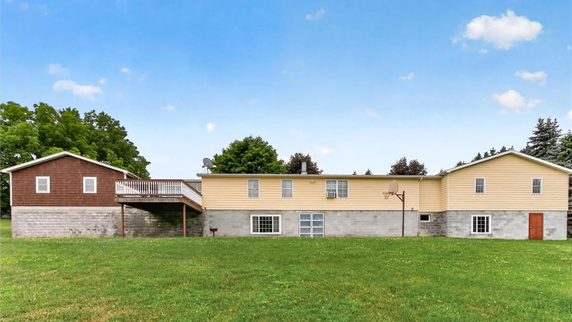 Property at 2060 Vanauken Rd, Arcadia, NY 14513 11