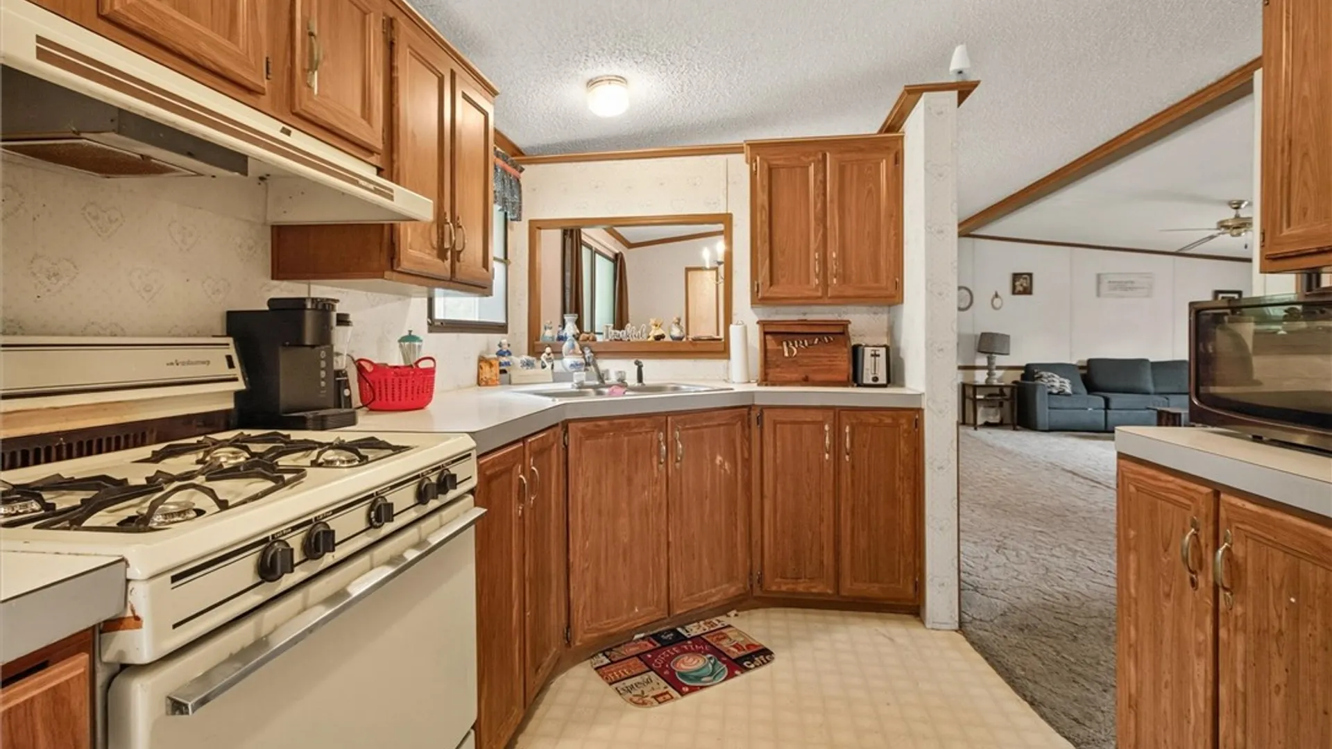 Property at 2060 Vanauken Rd, Arcadia, NY 14513 37