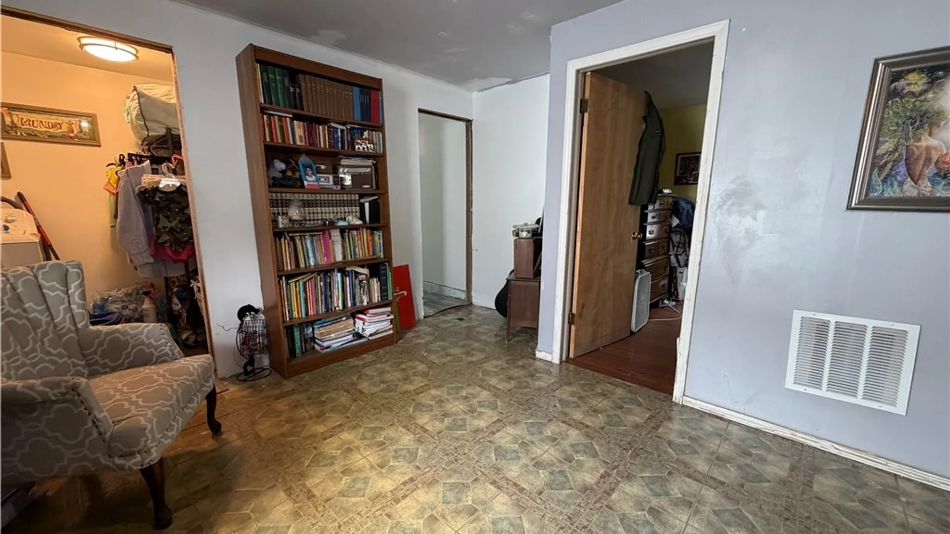 Property at 733 Mary Street, Utica, NY 13501 17