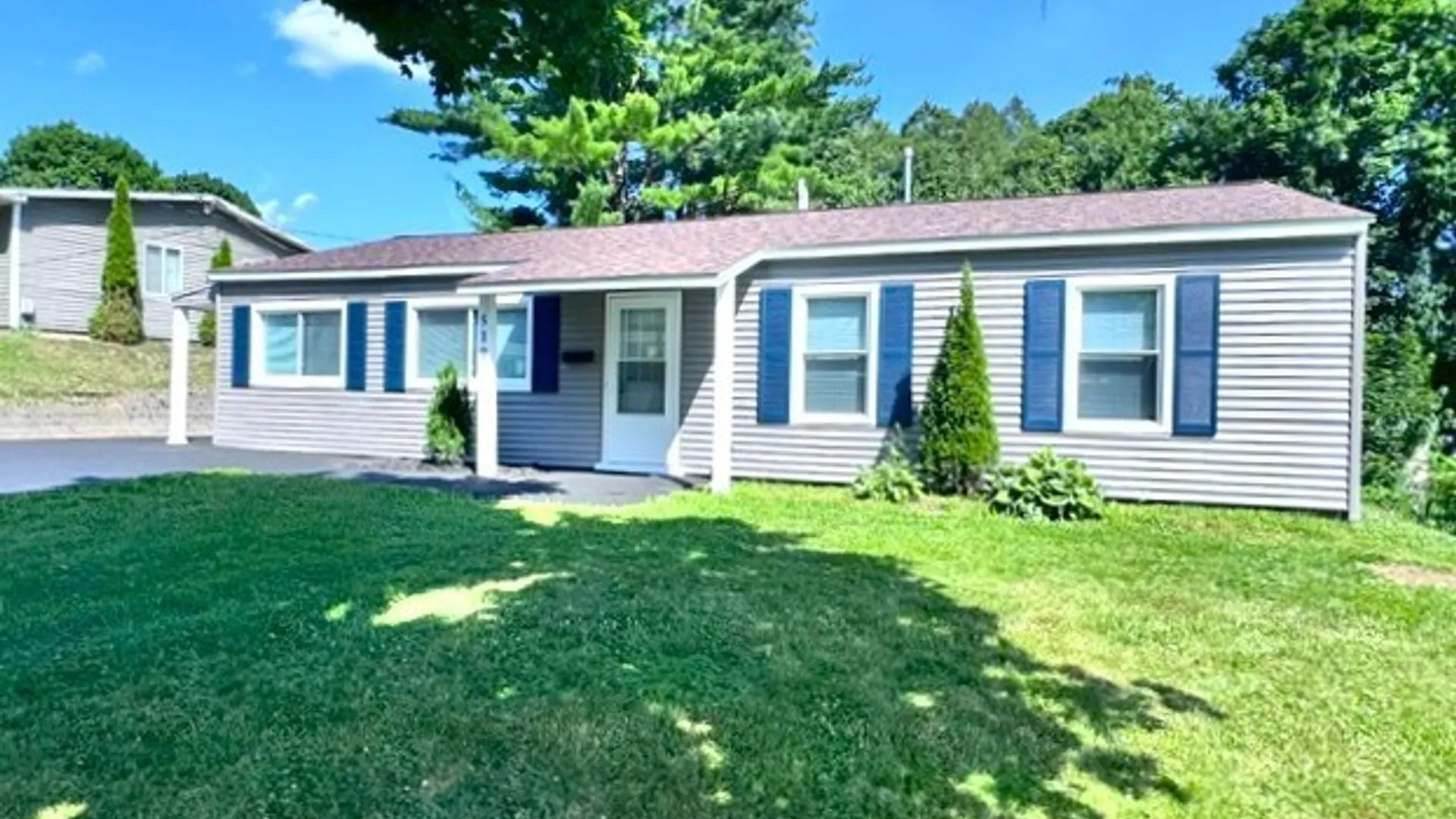 Property at 510 Deerwood Road, Utica, NY 13502 2