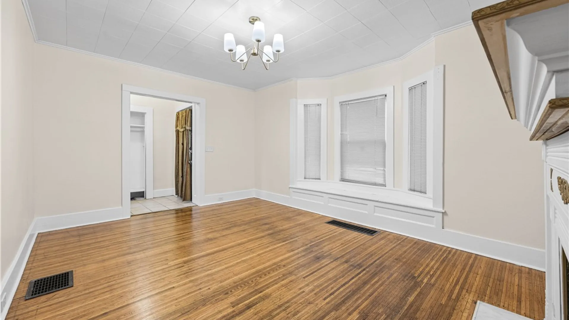 Property at 827 Garson Avenue, Rochester, NY 14609 5