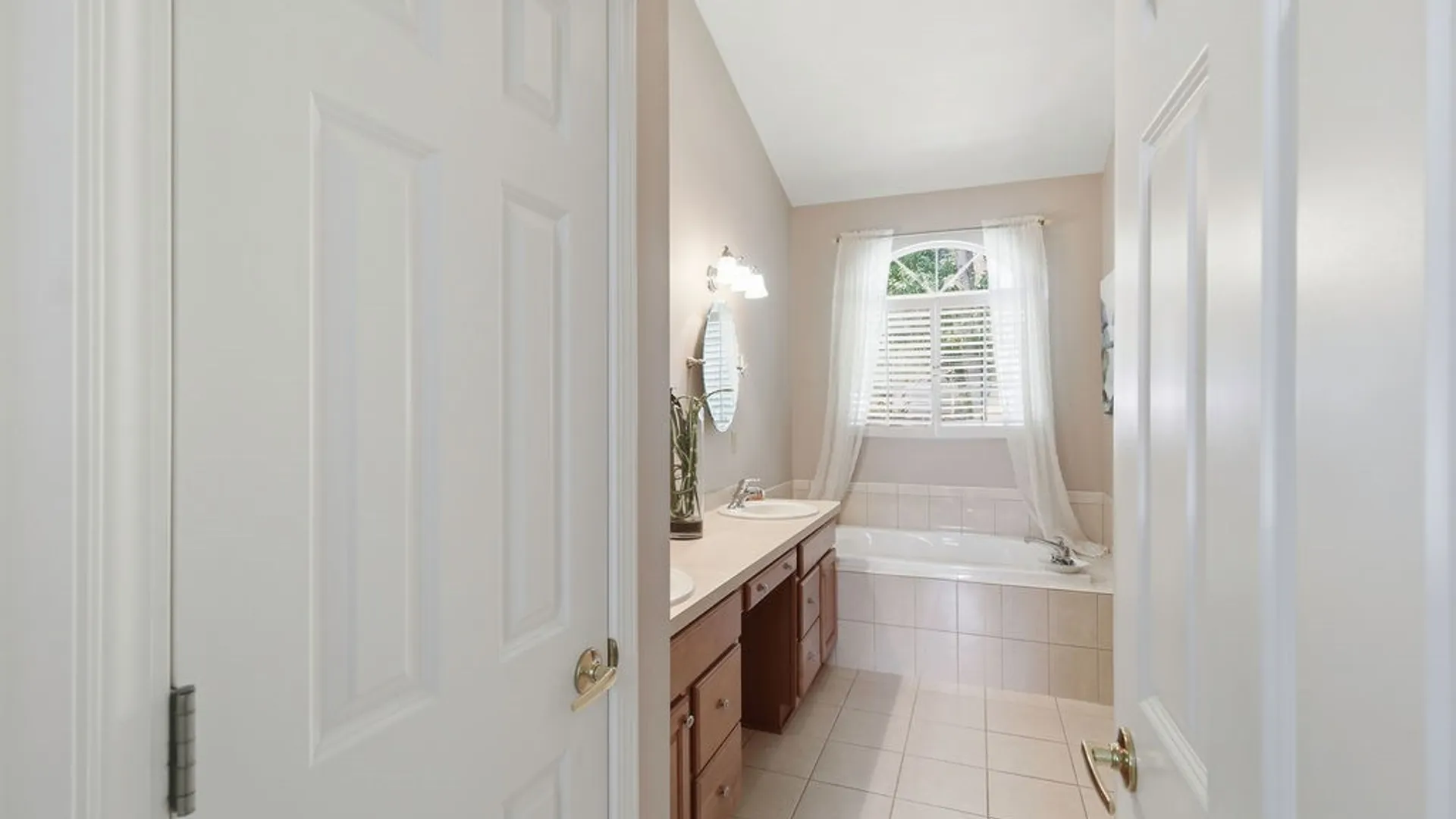 Property at 4551 Quarry Point Circle, Clay, NY 13041 21
