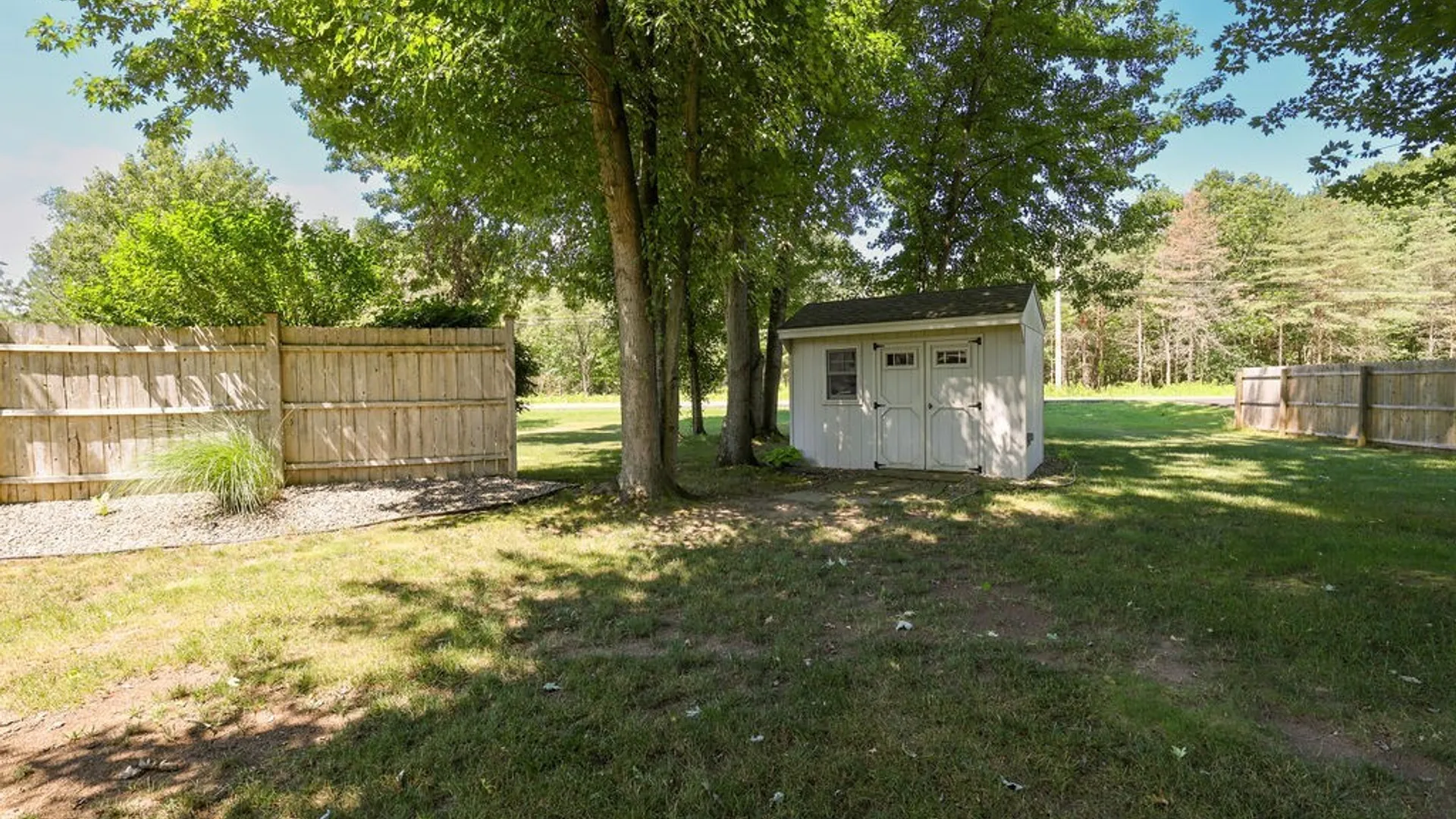 Property at 4551 Quarry Point Circle, Clay, NY 13041 39