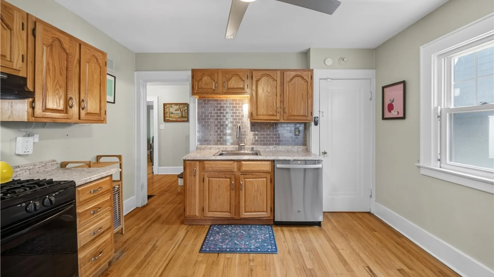 Property at 225 Strathmore Drive, Syracuse, NY 13207 19