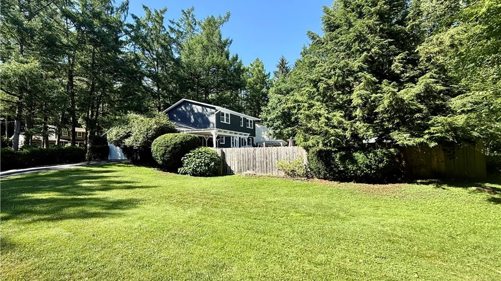 Property at 3973 Pawnee Dr Drive, Salina, NY 13090 2