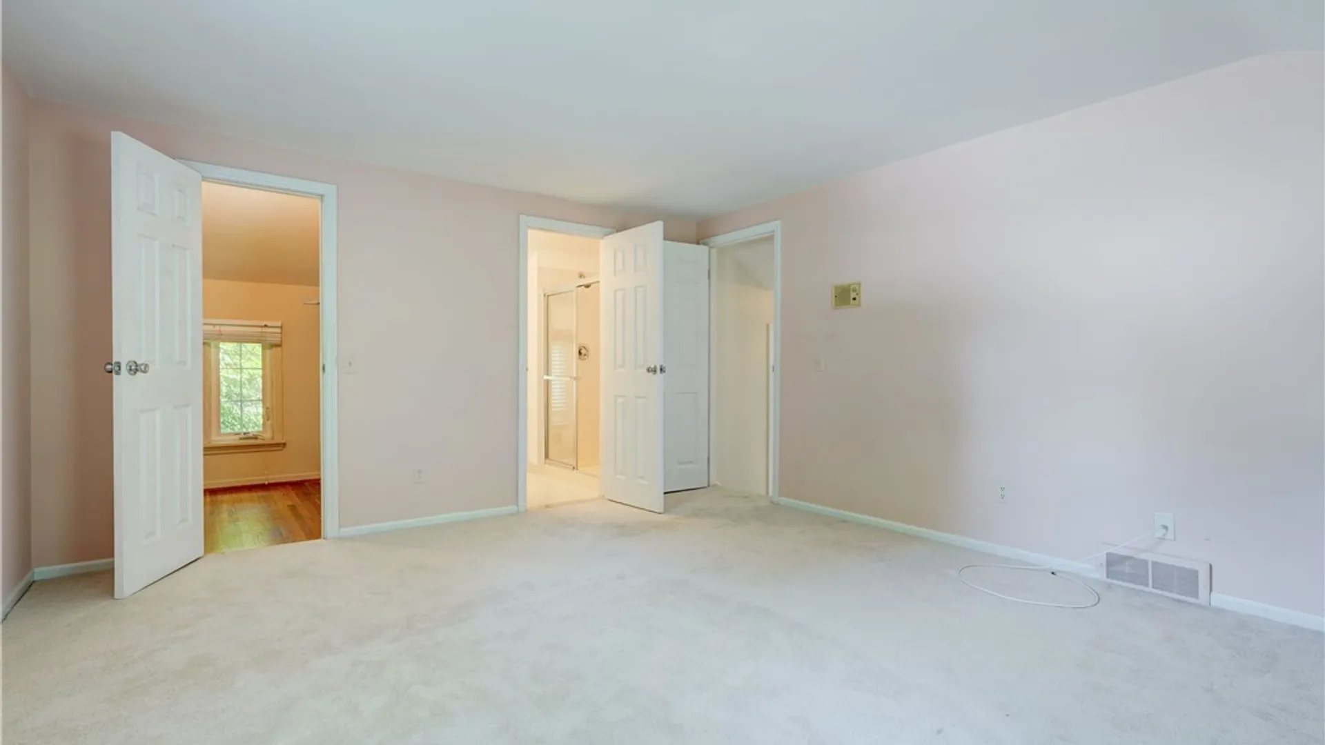 Property at 34 Sturbridge Lane, Pittsford, NY 14534 14