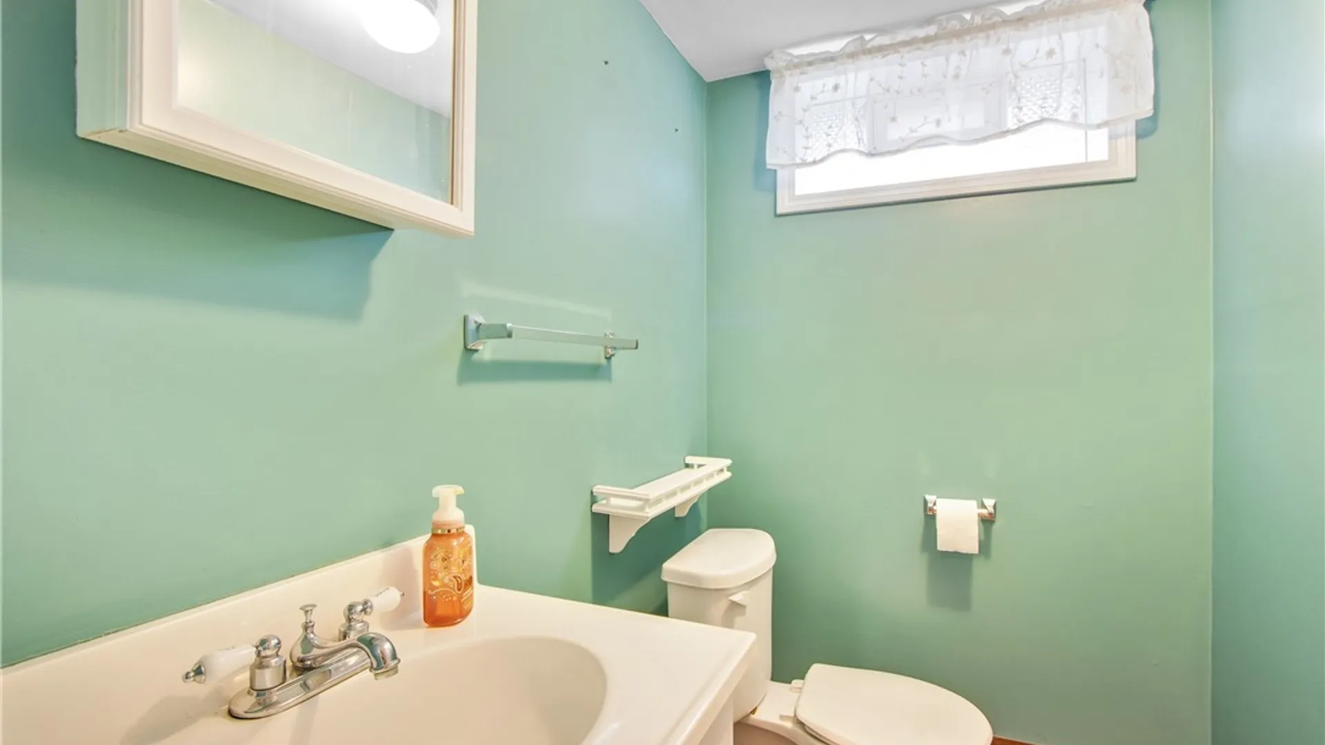 Property at 189 Delray Avenue, West Seneca, NY 14224 33