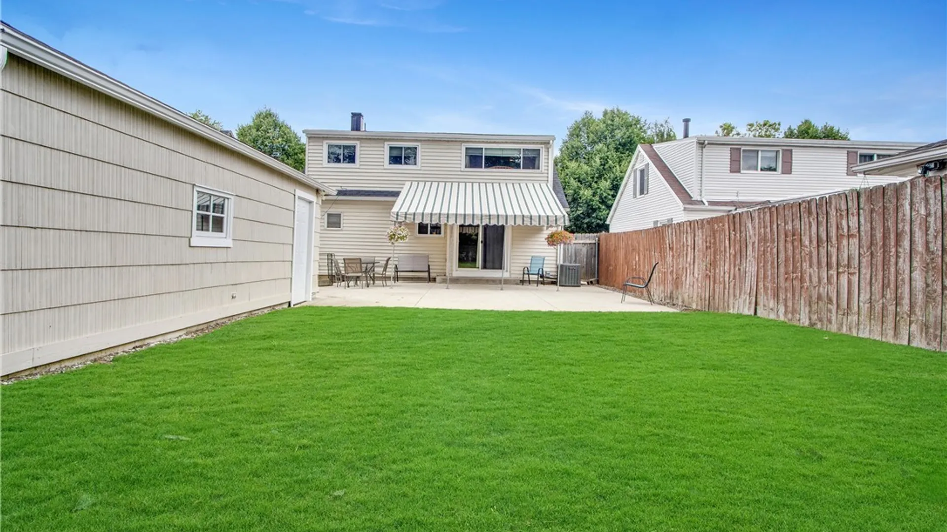Property at 189 Delray Avenue, West Seneca, NY 14224 8