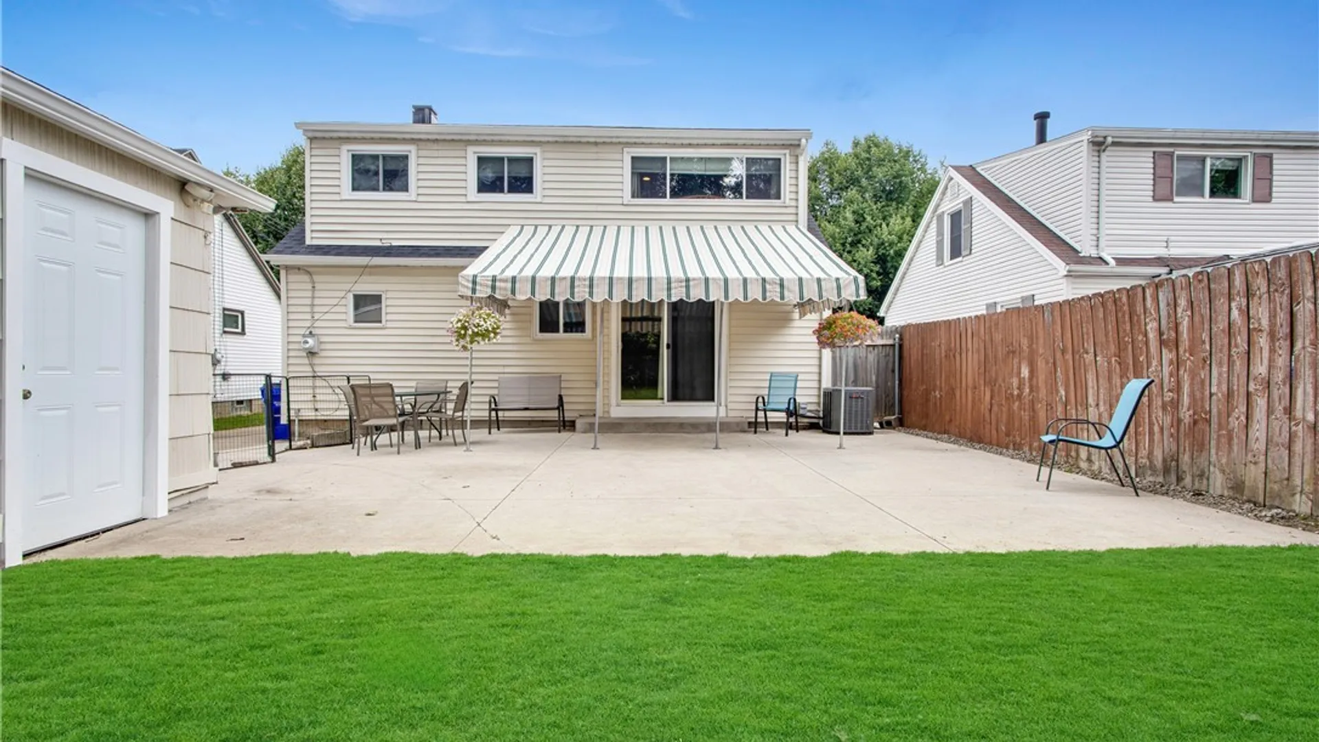 Property at 189 Delray Avenue, West Seneca, NY 14224 9