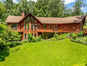 Property at 7227 Hertfordshire, Victor, NY 14564
