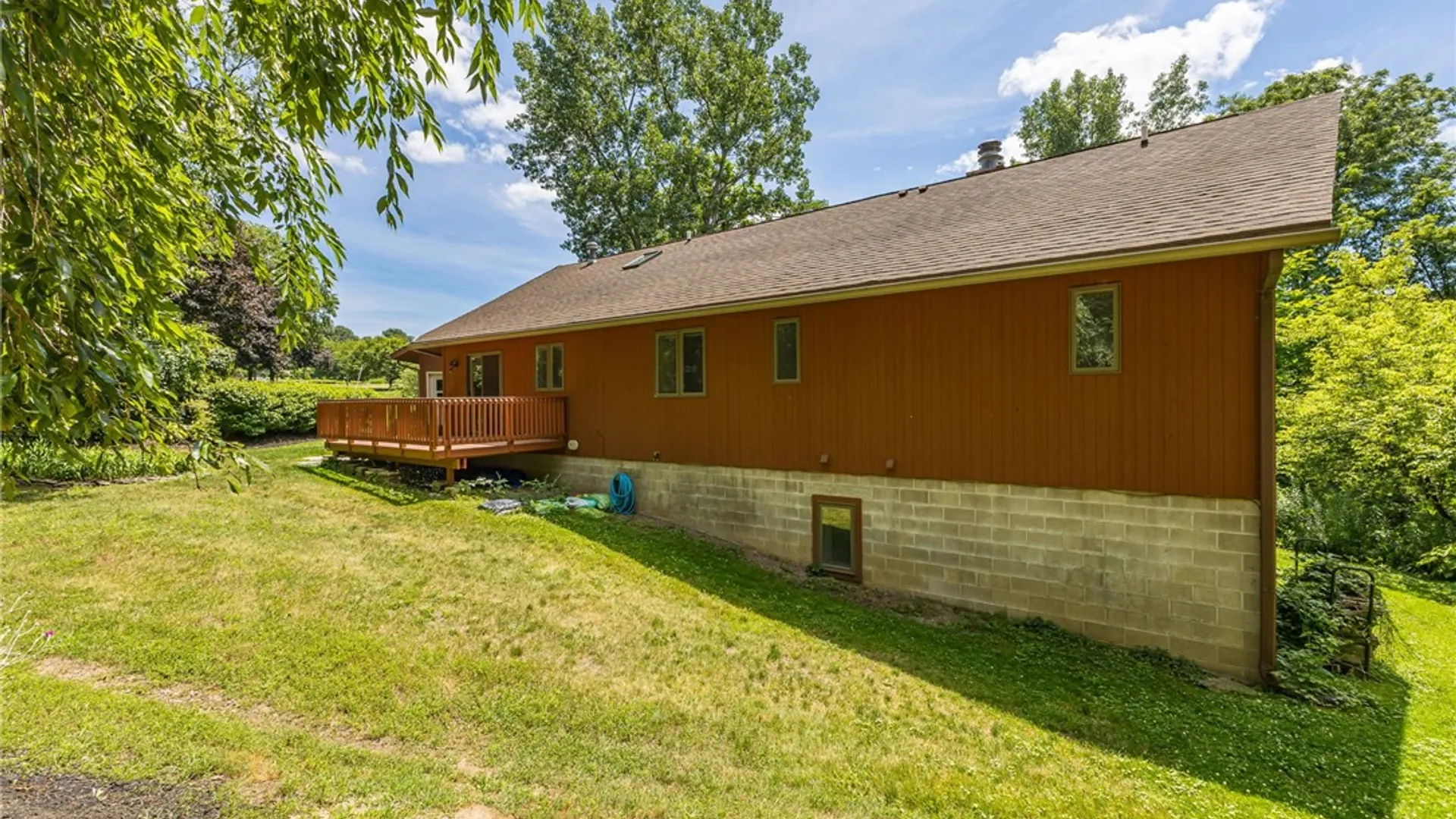 Property at 7227 Hertfordshire, Victor, NY 14564 37