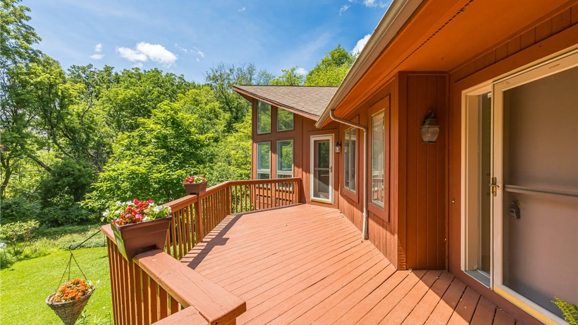 Property at 7227 Hertfordshire, Victor, NY 14564 9