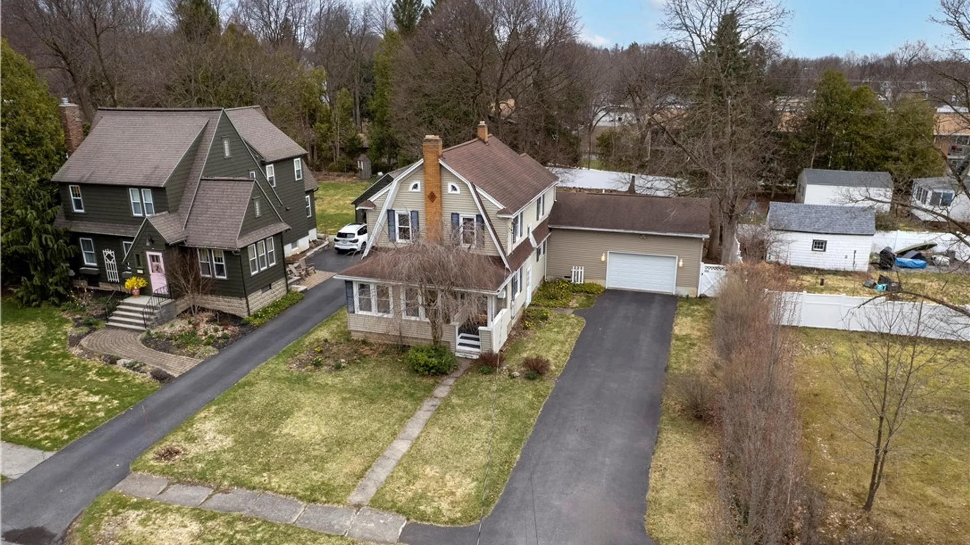 Property at 111 Charing Road, DeWitt, NY 13214 4