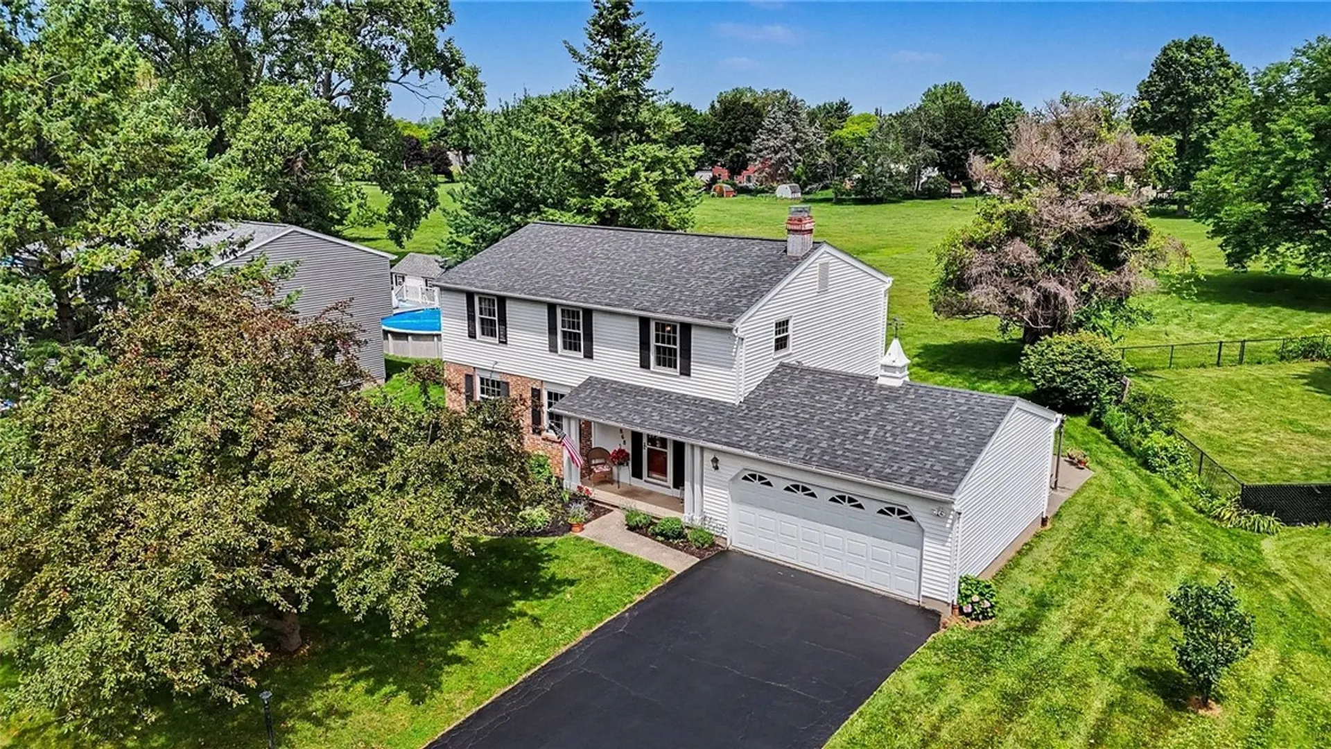 Property at 868 Independence Drive, Webster, NY 14580 30
