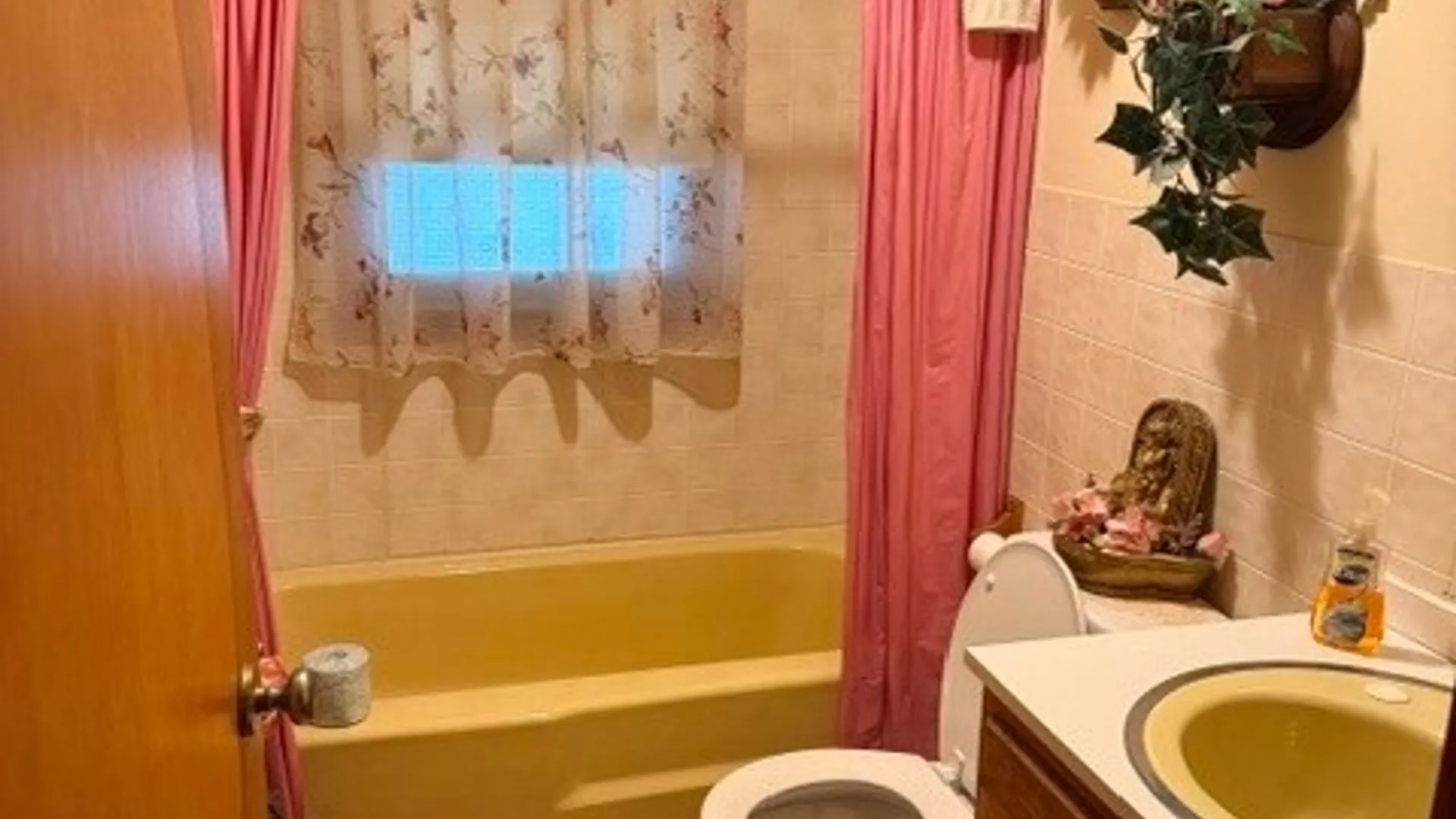 Property at 673 59th Street, Niagara Falls, NY 14304 7