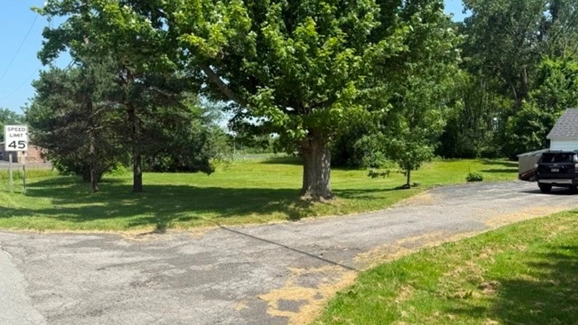 Property at 7813 Chestnut Ridge Road, Royalton, NY 14067 2