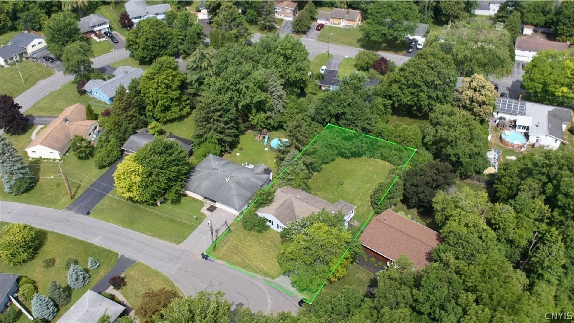 Property at 105 Haddonfield Place, DeWitt, NY 13214 20