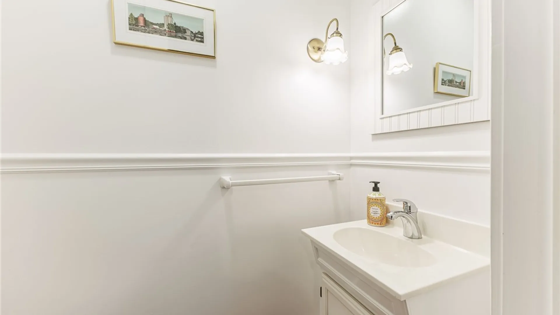 Property at 11 Maple Street, Pittsford, NY 14534 16