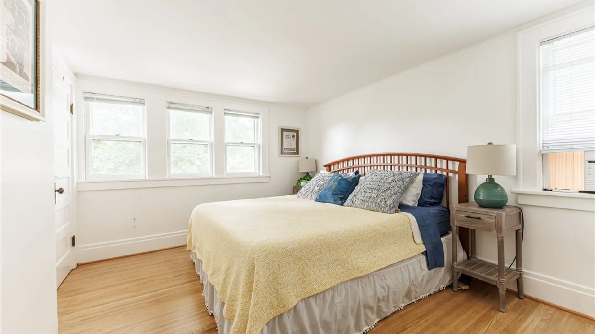 Property at 11 Maple Street, Pittsford, NY 14534 17