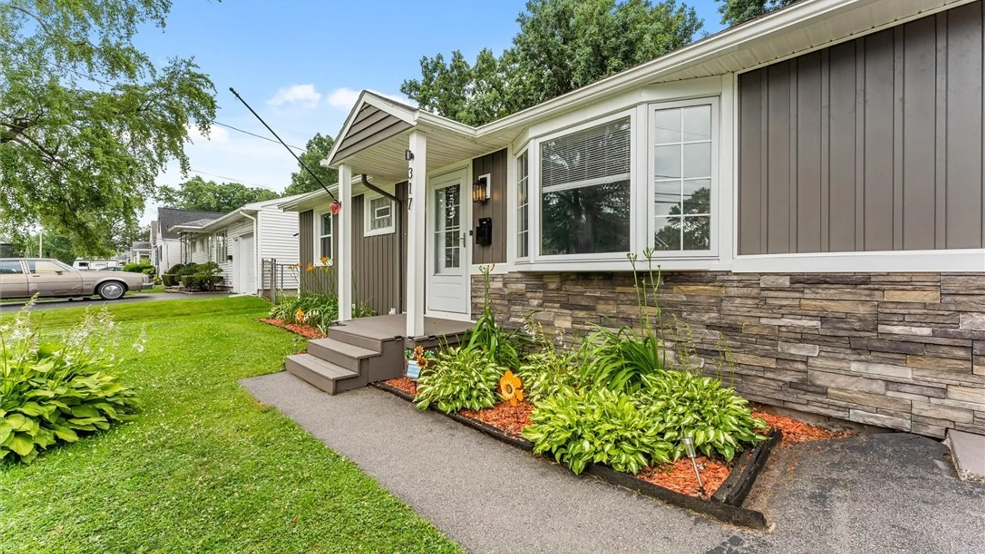 Property at 317 Fairmount Avenue, Salina, NY 13088 3