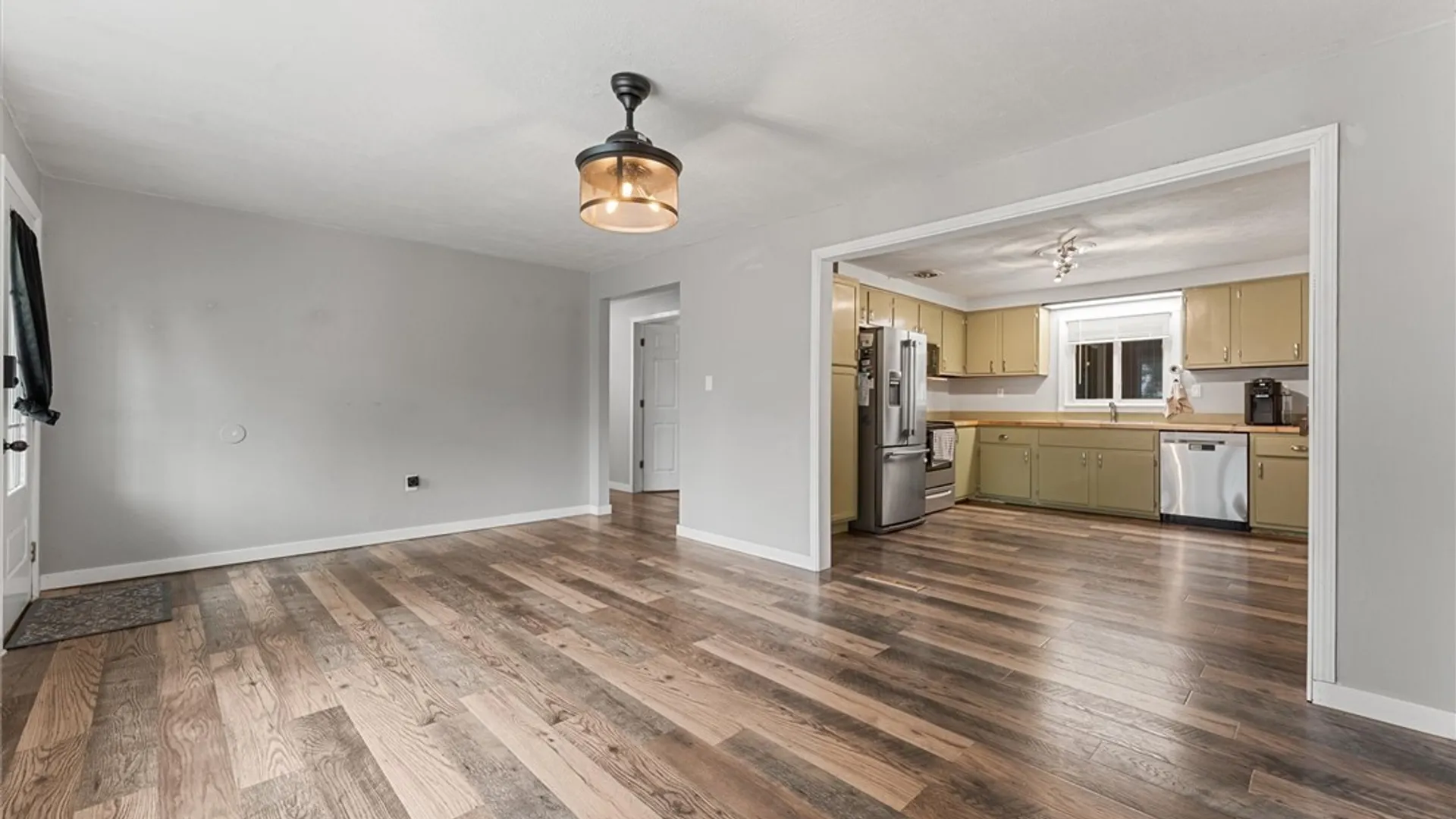 Property at 317 Fairmount Avenue, Salina, NY 13088 5