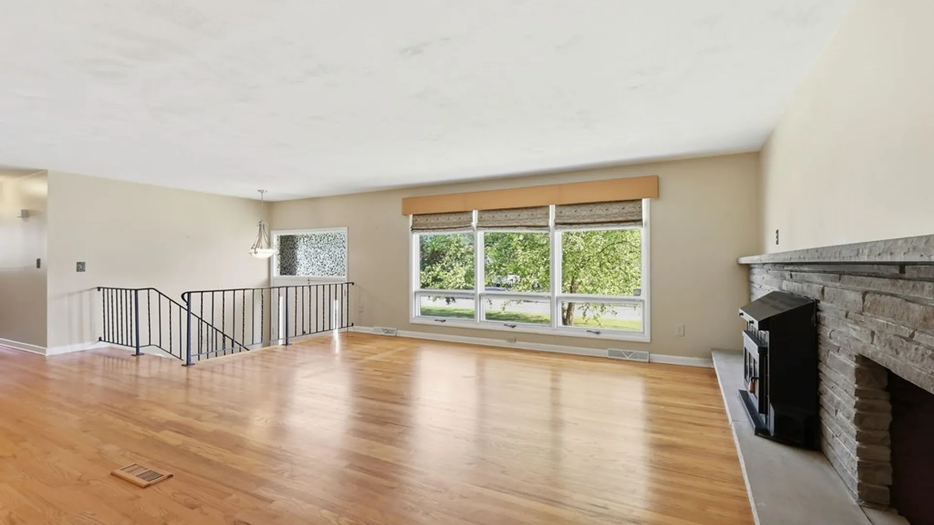 Property at 118 Colony Park Drive, Salina, NY 13088 5
