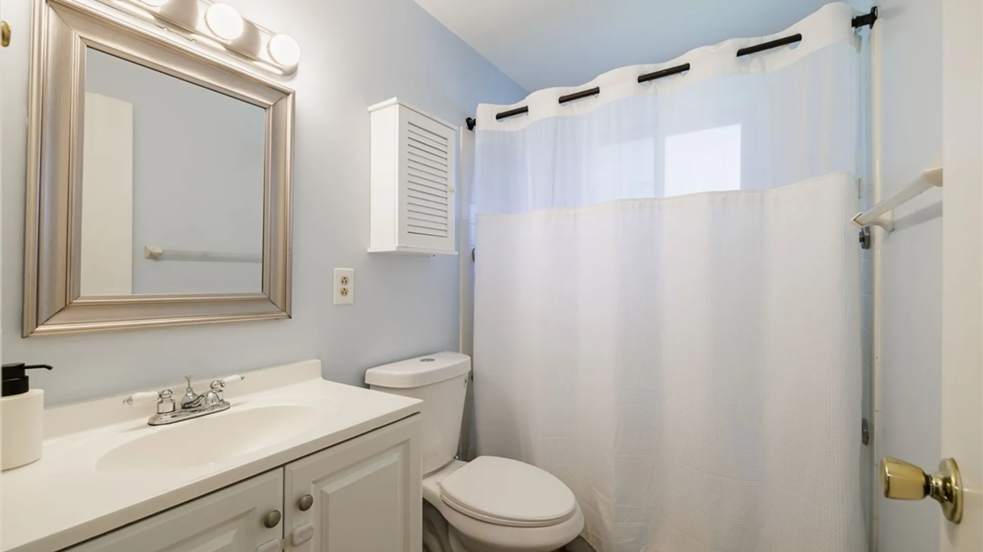 Property at 208 Eileen Drive, Greece, NY 14616 18