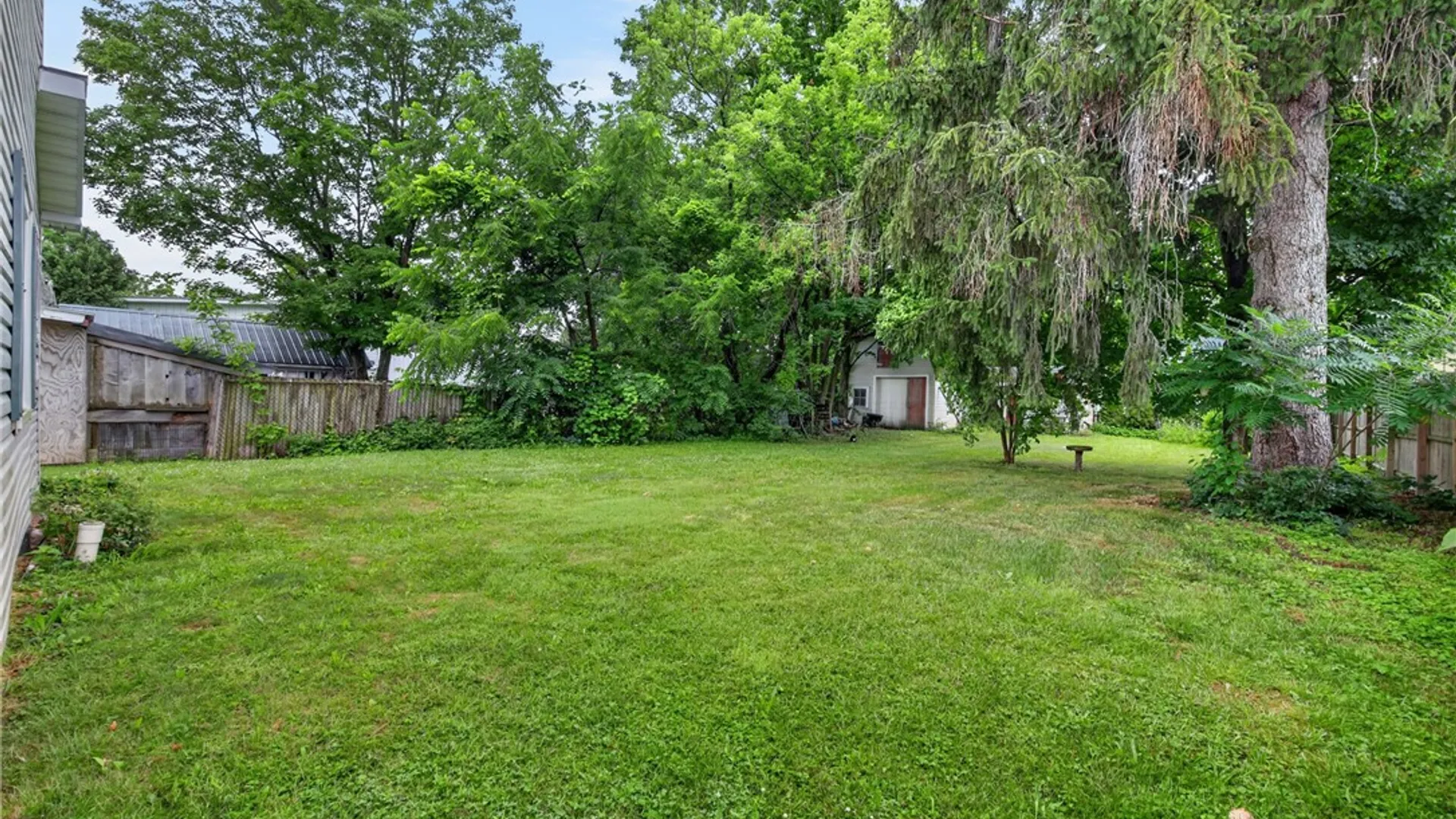 Property at 39 Warden Street, Bath, NY 14810 28