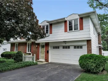Property at 28 Bragg Court, Amherst, NY 14221
