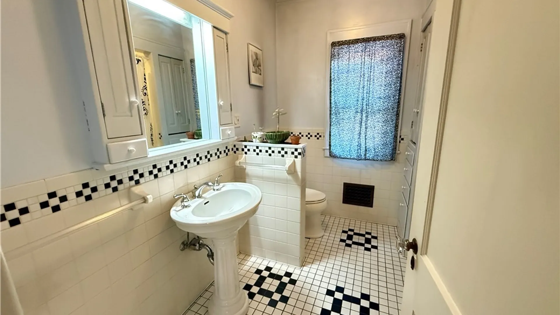 Property at 142 Cambridge Street, Syracuse, NY 13210 42